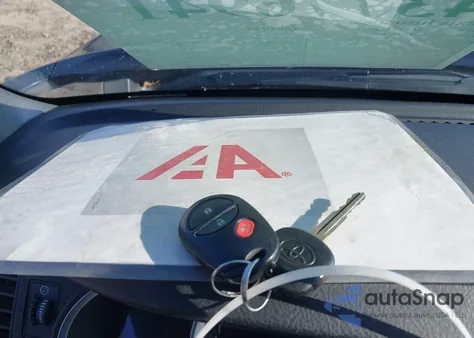 2013 Toyota Tacoma Prerunner V6 из США, поврежденный, VIN 5TFJU4GN2DX048999